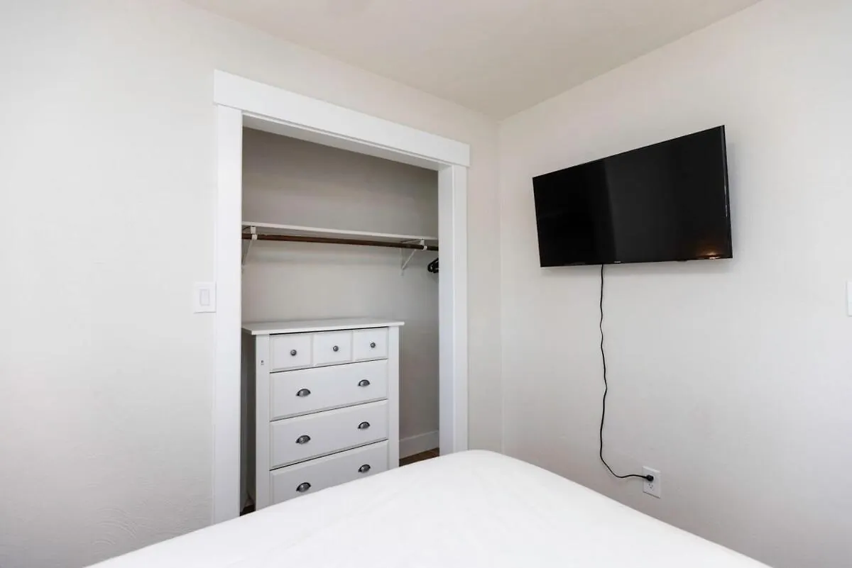 Holiday home The Beach Vibe With Hot Tub 8 Min To The Beach Virginia Beach