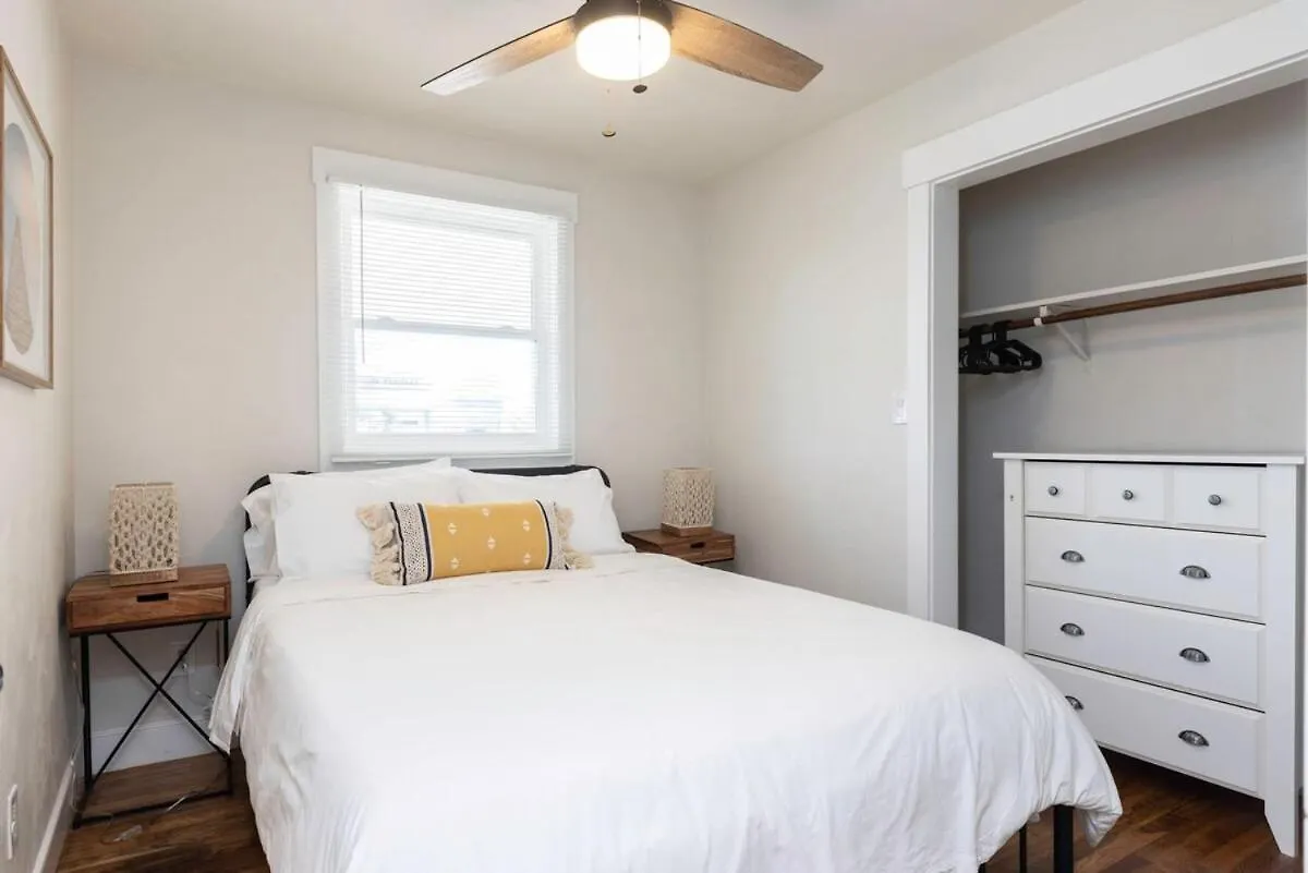 Holiday home The Beach Vibe With Hot Tub 8 Min To The Beach Virginia Beach