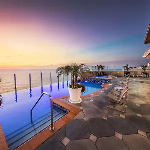 Hilton Virginia Oceanfront Resort